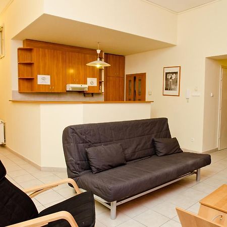 Colors Guest House Budapest Chambre photo